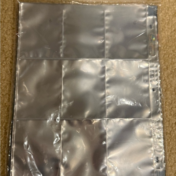 Ultra PRO 9-Pocket Pages - Picture 2 of 3